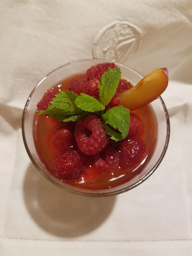 Le Clos Saint-Germain Rugles エクステリア 写真