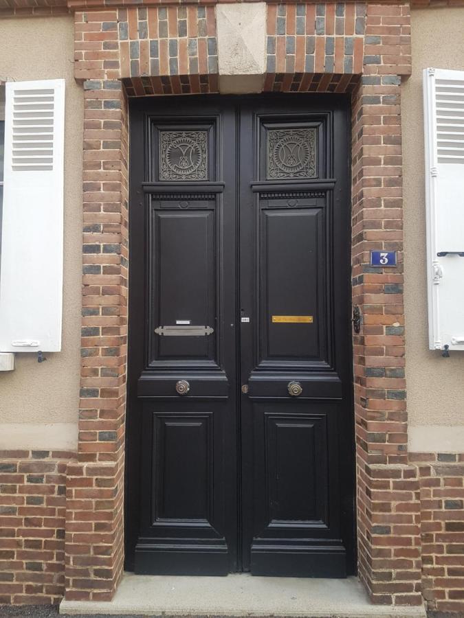 Le Clos Saint-Germain Rugles エクステリア 写真