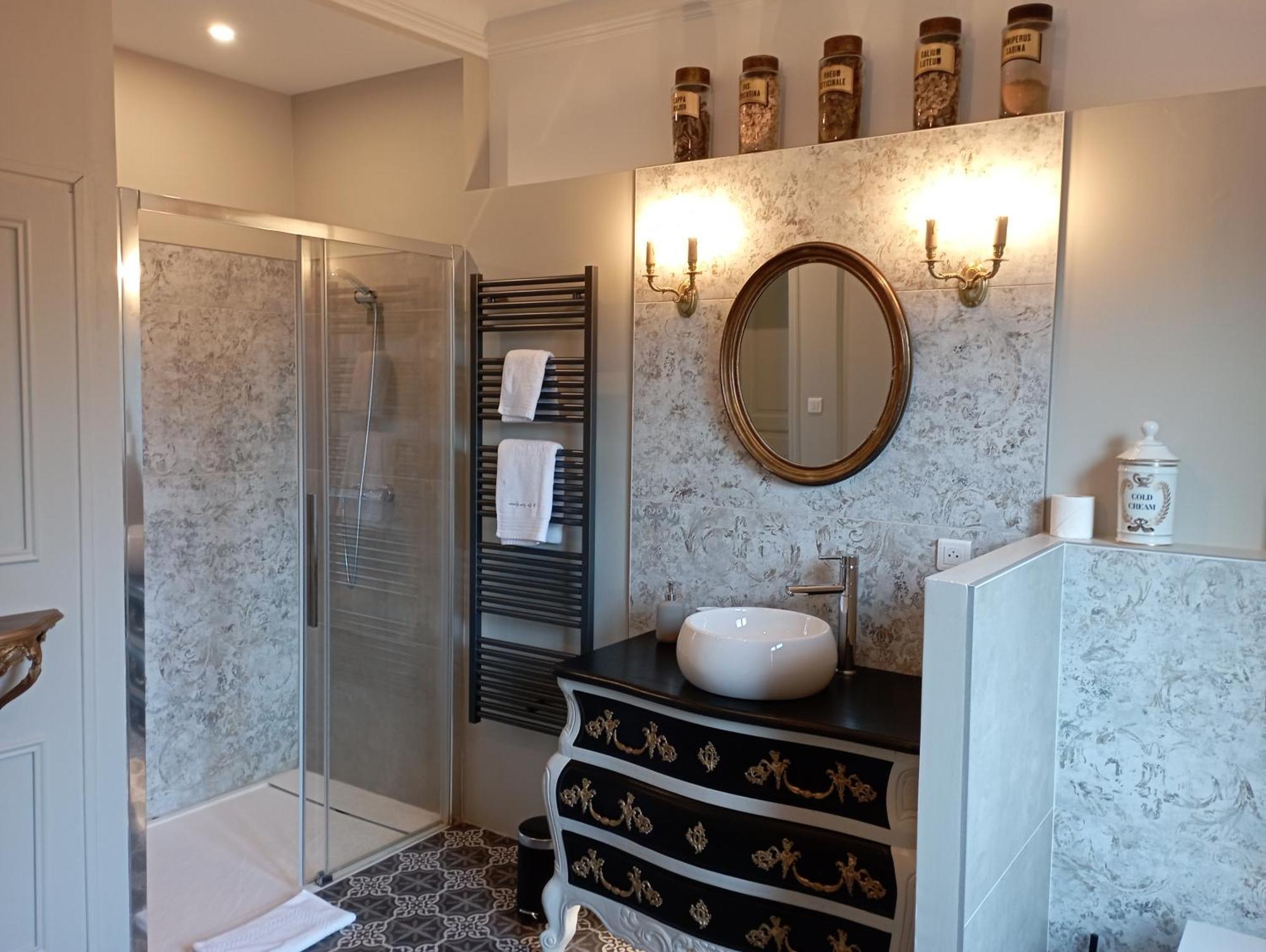Le Clos Saint-Germain Rugles エクステリア 写真